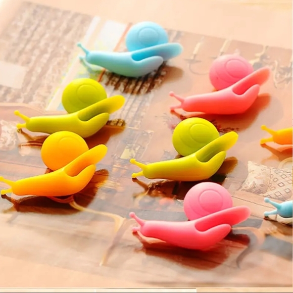 Cute Snail Shaped Silicone Tea Bag Holders, 5 piece set, multicolor - Picture 5 of 5